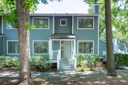 1717 Greystone photo 4