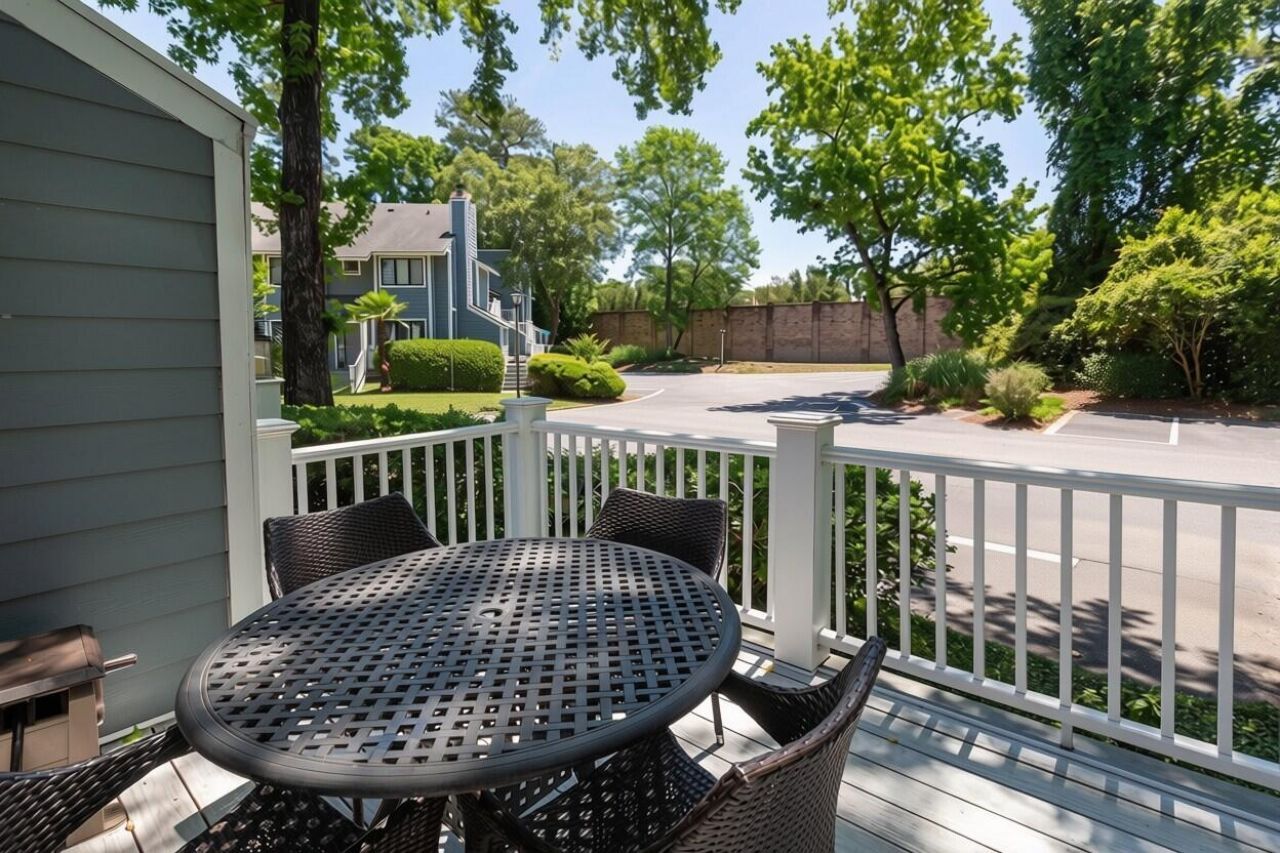 1717 Greystone Boulevard Photo 29