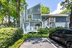 1717 Greystone photo 4