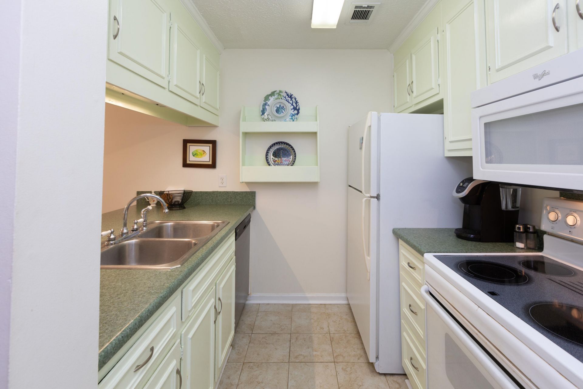 1717 Greystone Photo 7