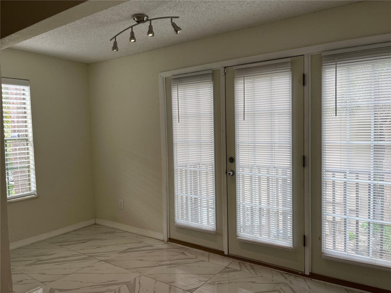 232 Afton Square , Unit 201, Altamonte Springs, FL 32714 Photo