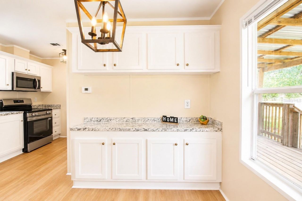 21313 NW 56th Place , Newberry, FL 32669 Photo