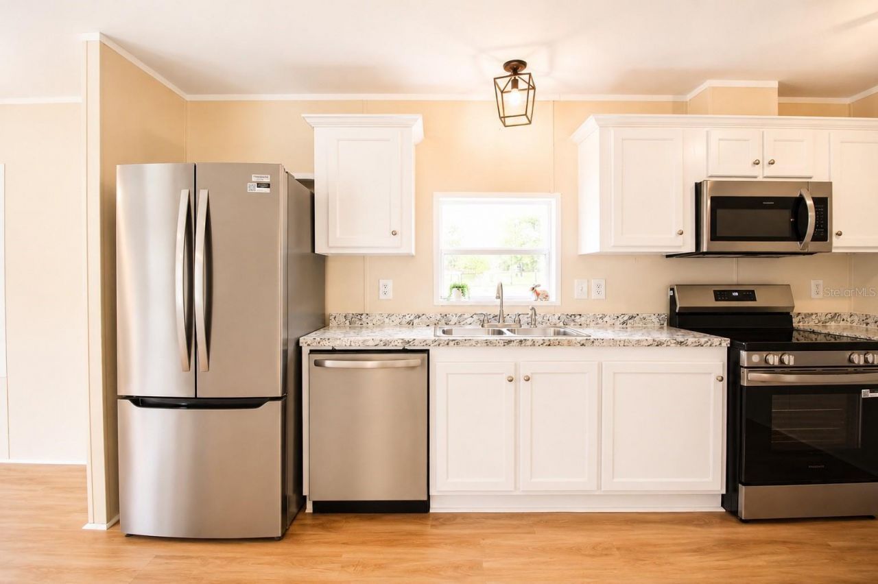 21313 NW 56th Place , Newberry, FL 32669 Photo