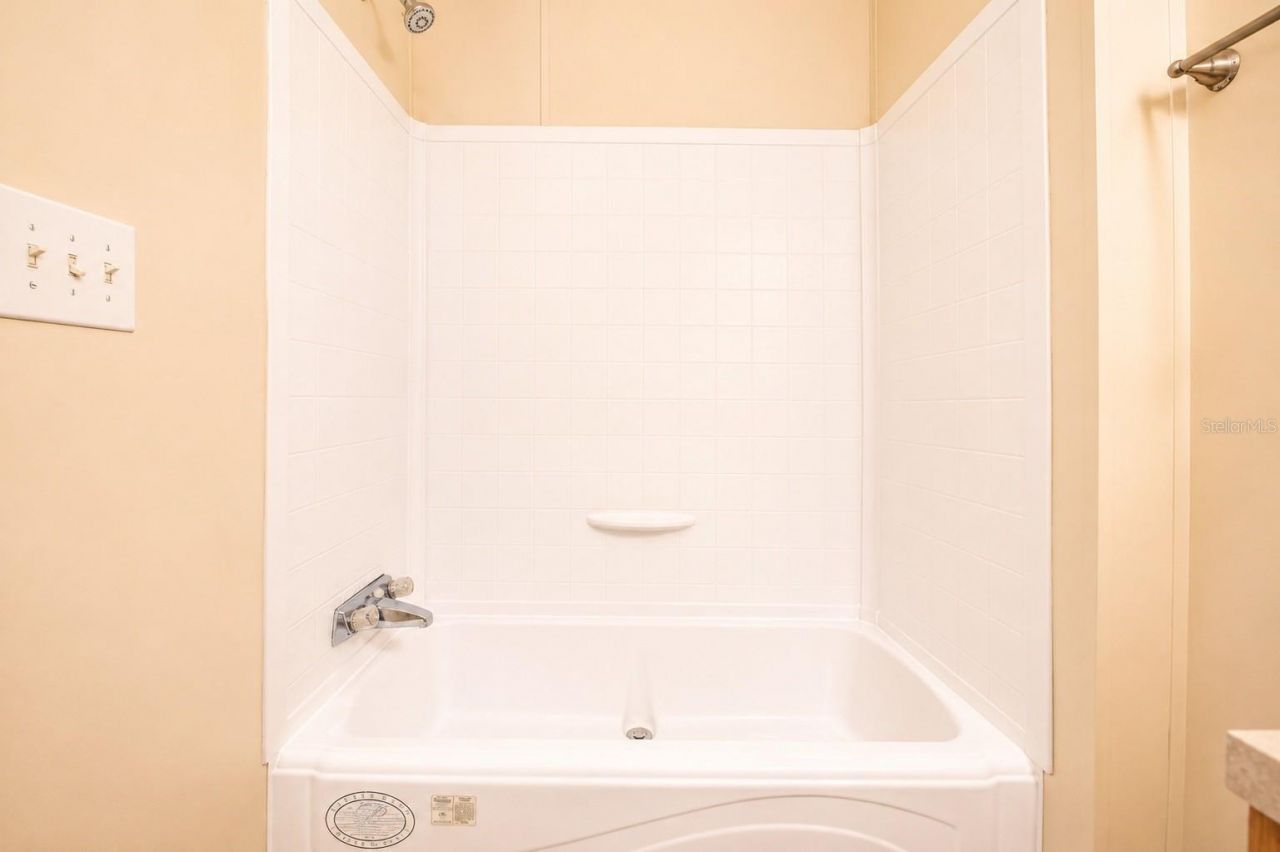 21313 NW 56th Place , Newberry, FL 32669 Photo