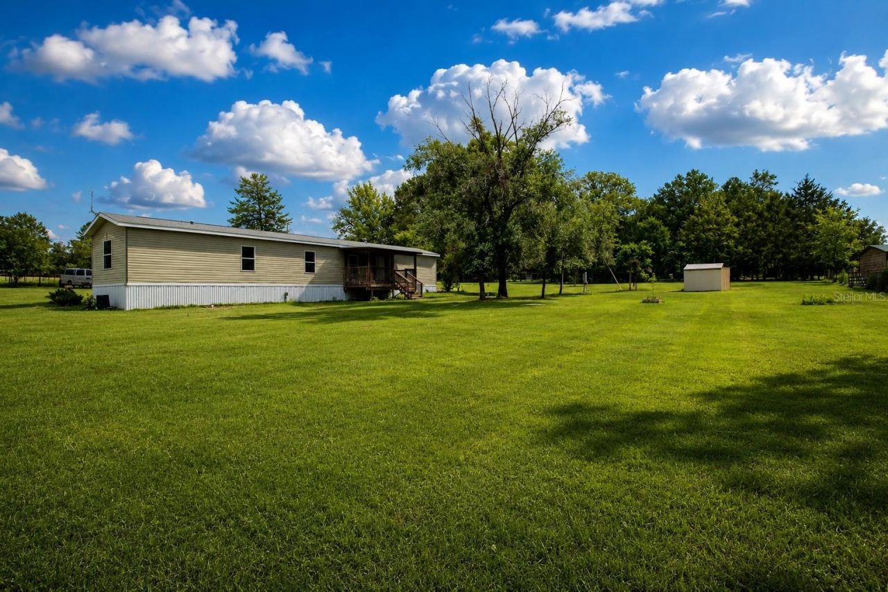 21313 NW 56th Place , Newberry, FL 32669 Photo