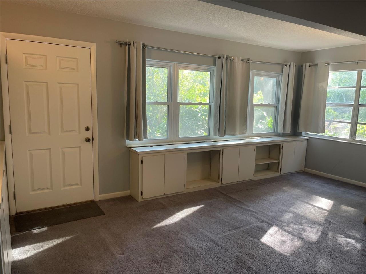 150 El Dorado , Unit 105, Winter Haven, FL 33884 Photo