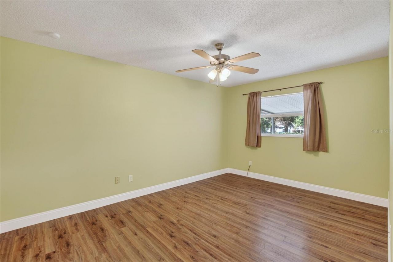 2340 Merrily Circle S, Seffner, FL 33584 Photo