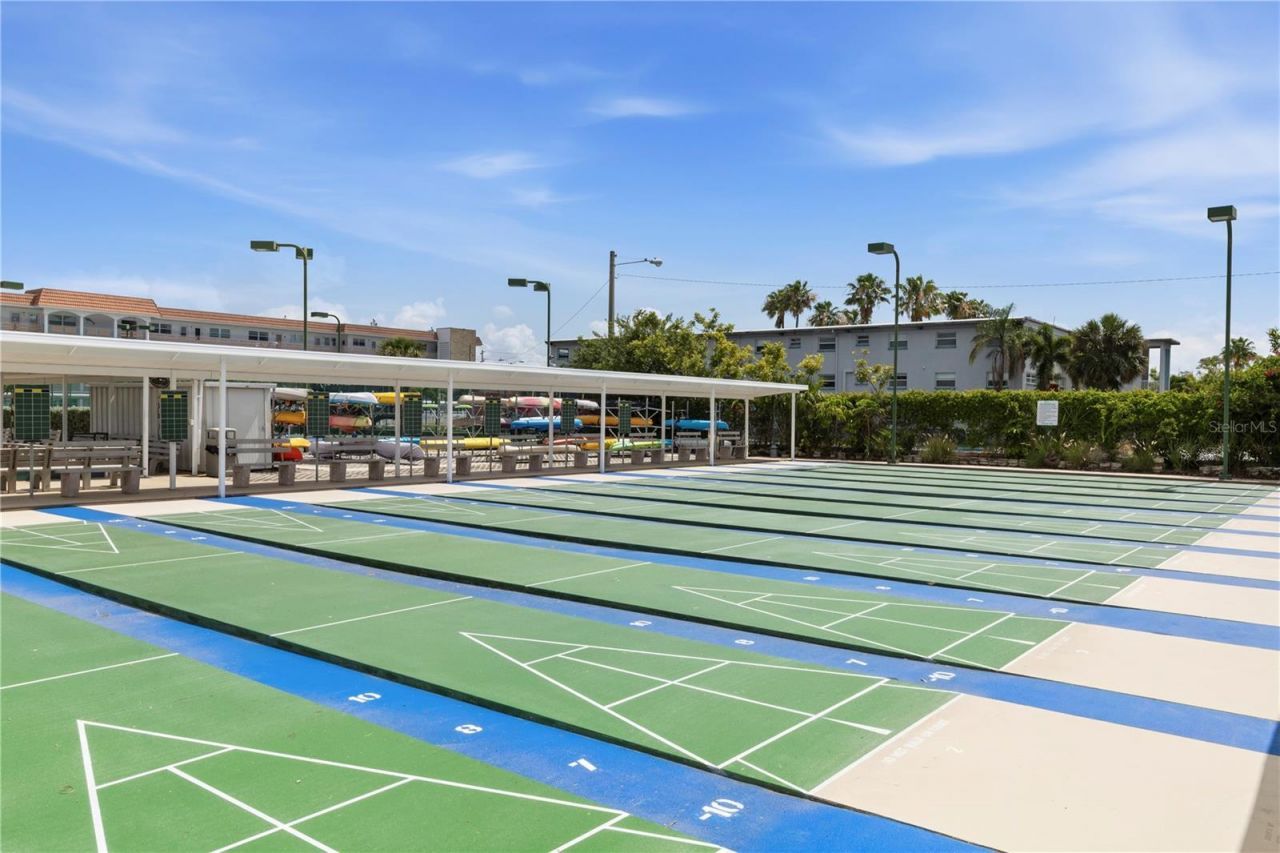 6025 Shore Boulevard S, Unit 406, Gulfport, FL 33707 Photo