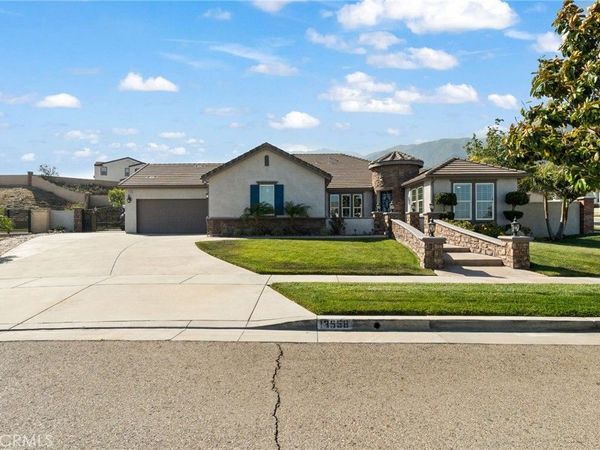 13558 Applegate Court, Rancho Cucamonga, CA 91739
