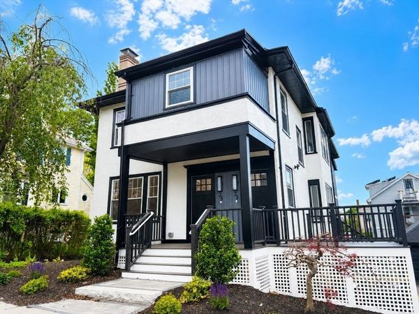 33 Hall Ave, Unit 33, Watertown, MA 02472