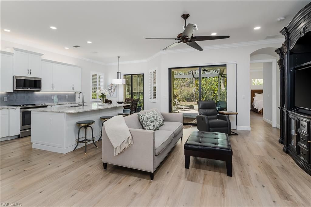 6495 Waverly Green Way , Naples, FL 34110 Photo