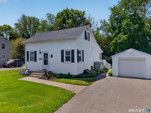 6 Joyce, East Lyme, CT 06357