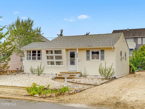 224 Eisenhower Avenue, Ortley Beach, NJ 08751