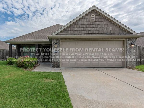 4456 W Wales Drive, Fayetteville, AR 72704