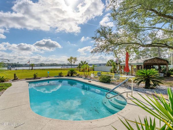 8339 CONCORD Boulevard E, Jacksonville, FL 32208