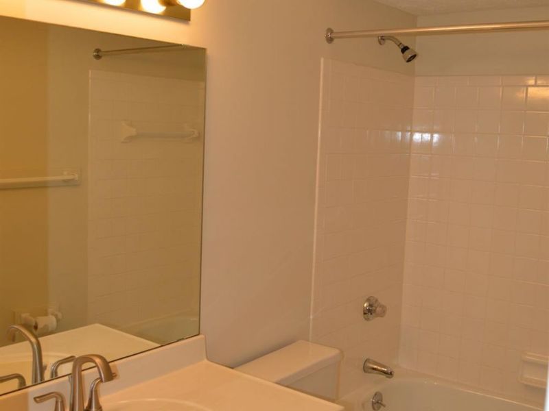 5981 Meadowcreek Drive, Unit 1, Miami Twp, OH 45150 Photo 12