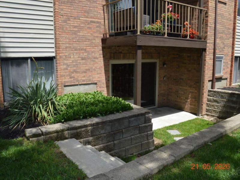 5981 Meadowcreek Drive, Unit 1, Miami Twp, OH 45150 Photo 13