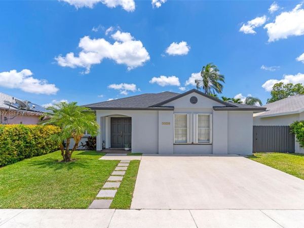 13520 SW 180th Ter , Miami, FL 33177