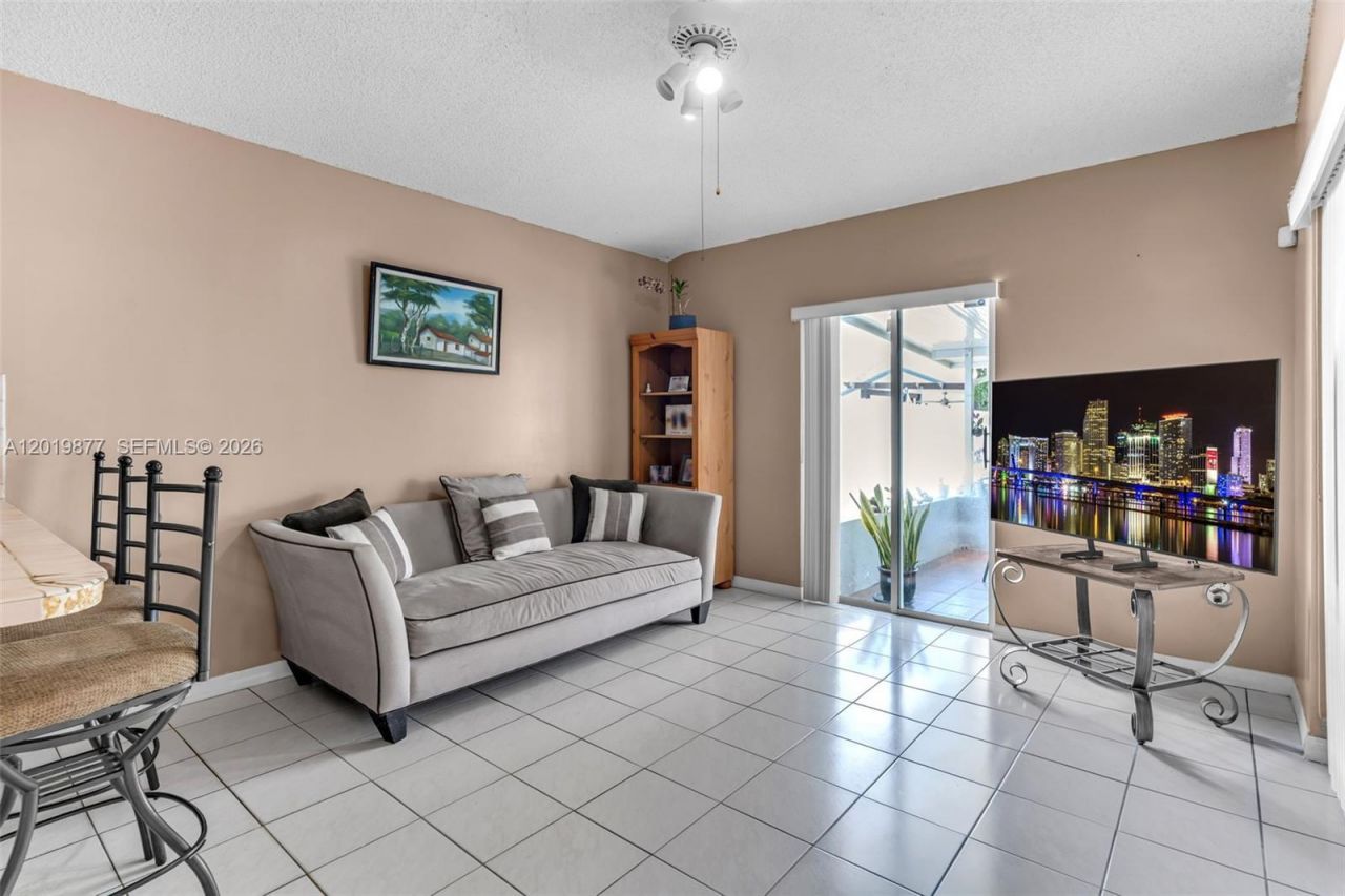 13520 SW 180th Ter , Miami, FL 33177 Photo