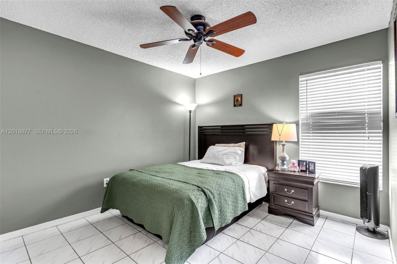 13520 SW 180th Ter , Miami, FL 33177 Photo