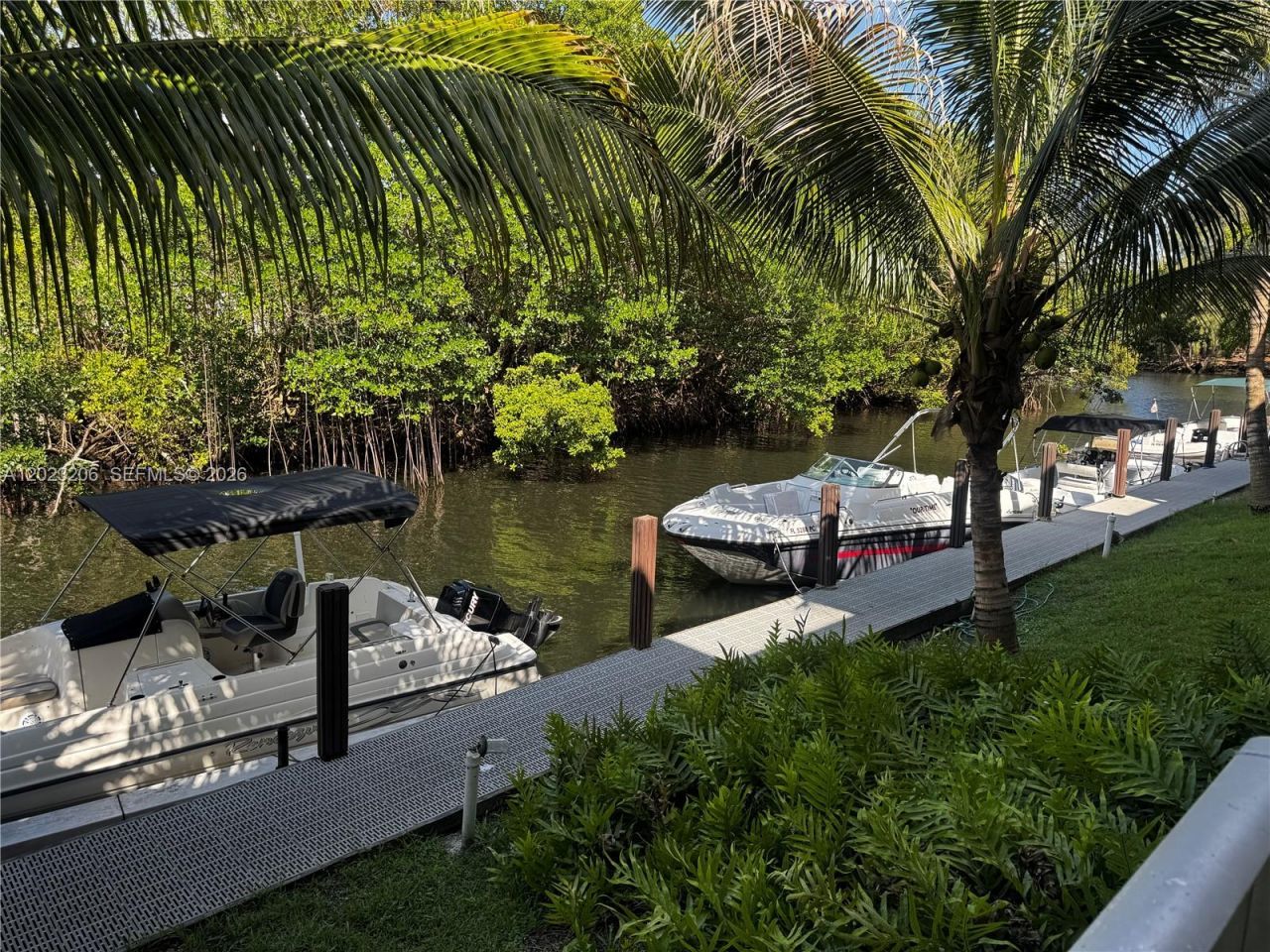1860 Venice Park Dr, Unit 107, North Miami, FL 33181 Photo