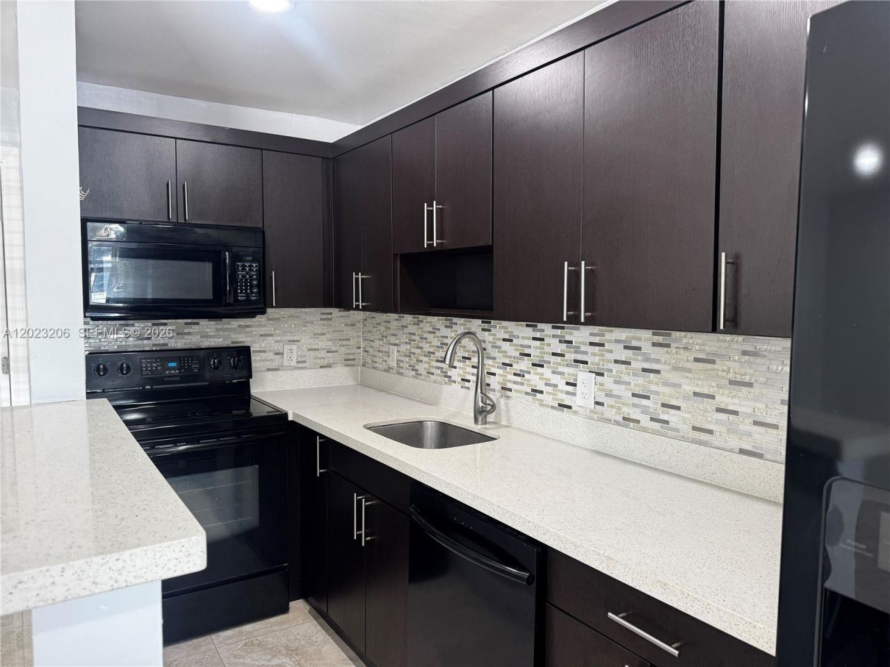 1860 Venice Park Dr, Unit 107, North Miami, FL 33181 Photo