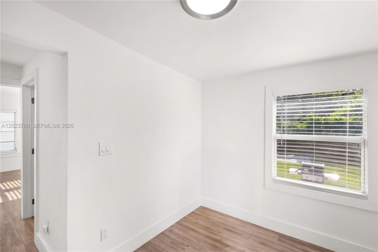 900 Tangier St, Coral Gables, FL 33134 Photo
