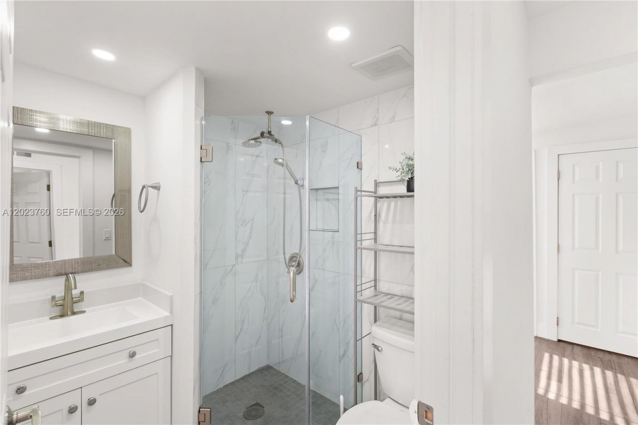 900 Tangier St, Coral Gables, FL 33134 Photo