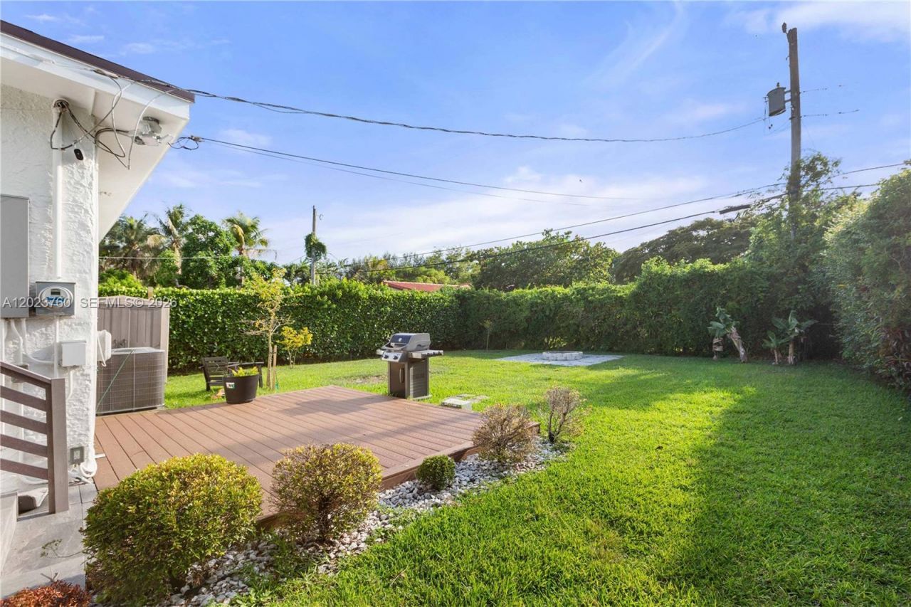 900 Tangier St, Coral Gables, FL 33134 Photo