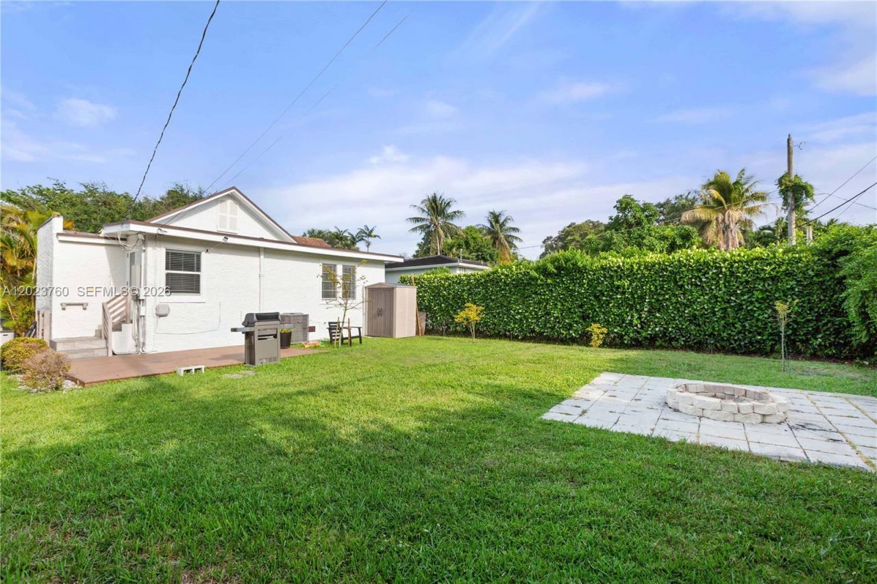 900 Tangier St, Coral Gables, FL 33134 Photo