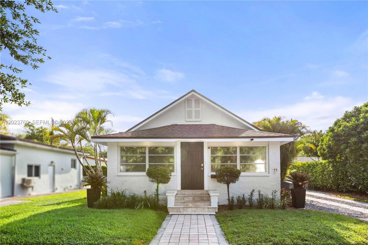 900 Tangier St, Coral Gables, FL 33134 Photo