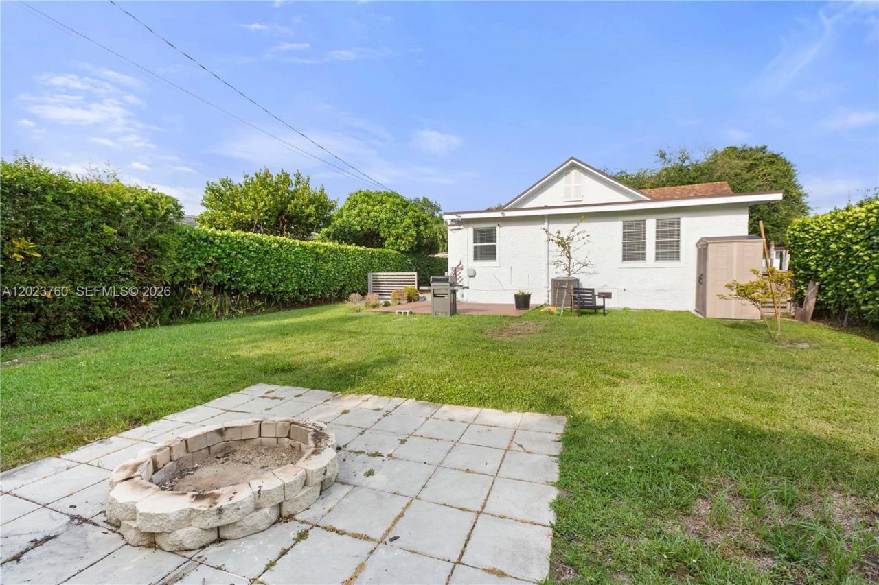 900 Tangier St, Coral Gables, FL 33134 Photo