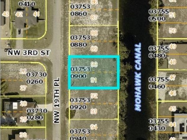 241 NW 19th PL , Cape Coral, FL 33993