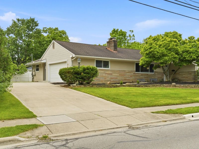 1461 Ridgeview Road, Columbus, OH 43221 Photo 4