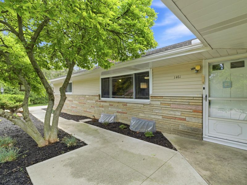 1461 Ridgeview Road, Columbus, OH 43221 Photo 7