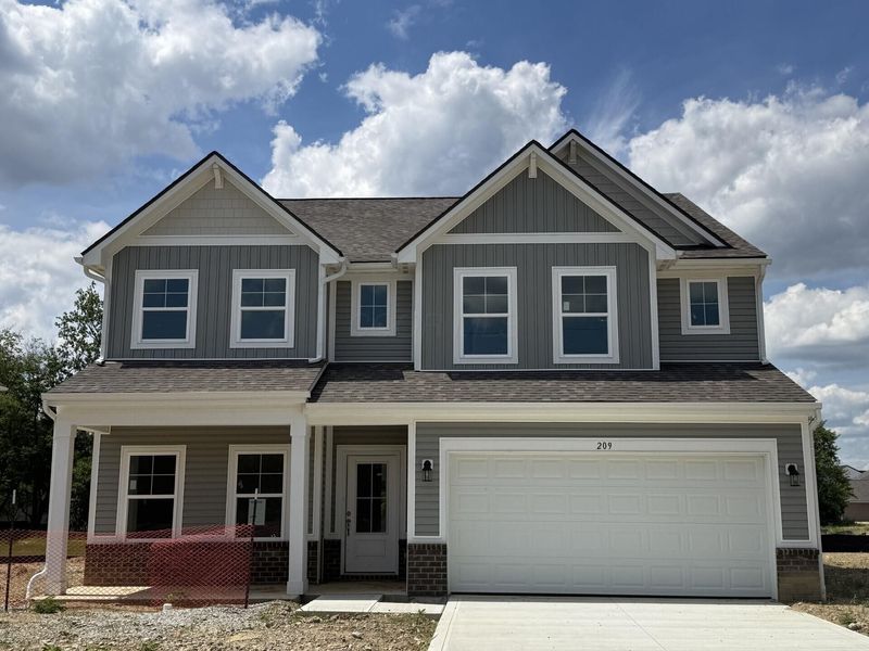 209 Maddoxx Drive, London, OH 43140 Photo 1
