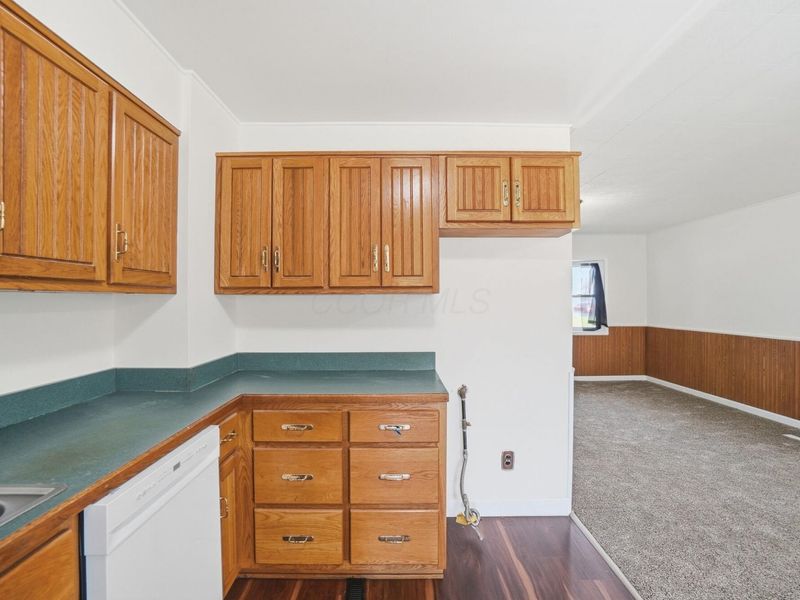 4330 Ashgrove Drive , Grove City, OH 43123 Photo 9