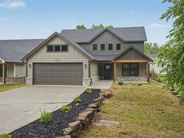 1337 E Hobson Avenue , Sapulpa, OK 74066