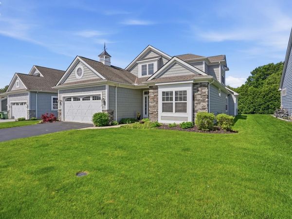 2110 Bailiwick, Marblehead, OH 43440