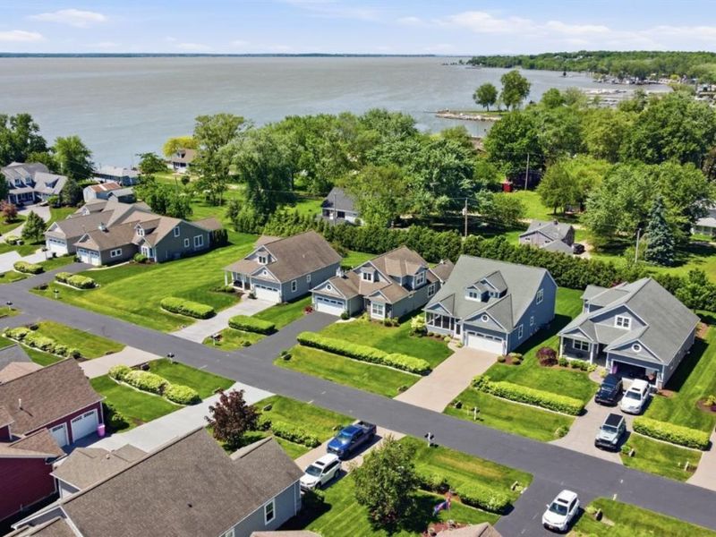2110 Bailiwick, Marblehead, OH 43440 Photo 3