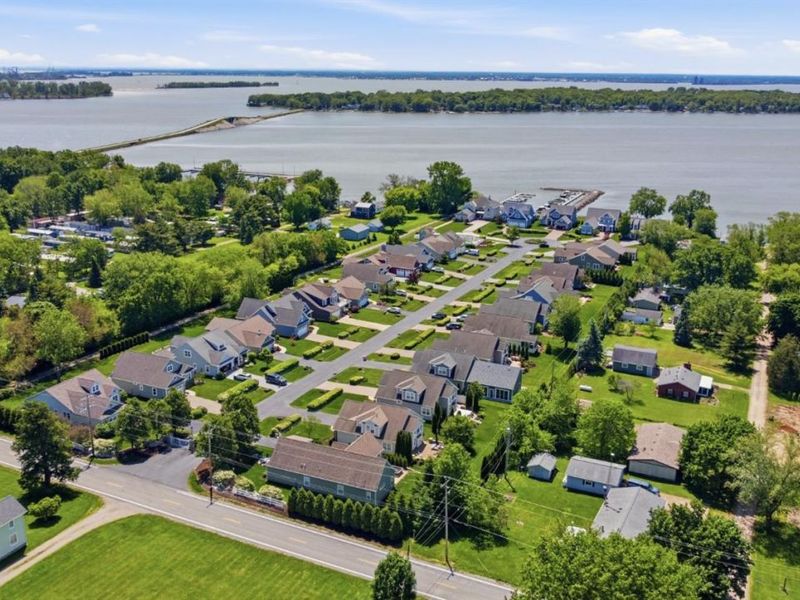 2110 Bailiwick, Marblehead, OH 43440 Photo 9