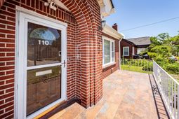 110 Gordon Street photo 4