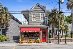 162 Spring Street photo 4