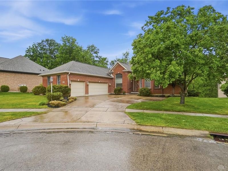 3947 Liam Court, Bellbrook, OH 45305 Photo 1