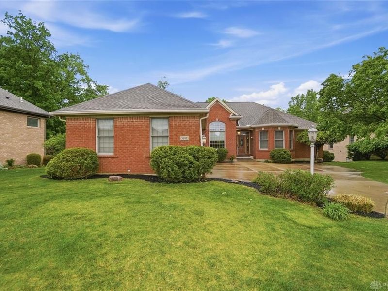3947 Liam Court, Bellbrook, OH 45305 Photo 4