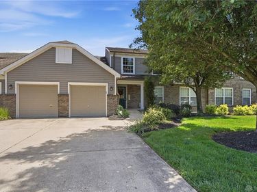 4421 North Shore Drive, Unit 302, Deerfield Twp, OH 45040