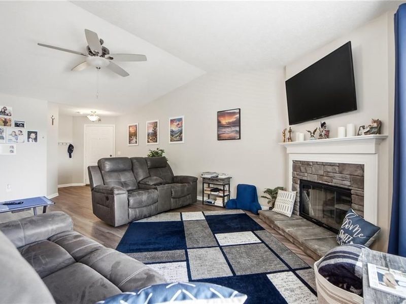 4421 N Shore Drive, Unit 302, Deerfield Township, OH 45040 Photo 12
