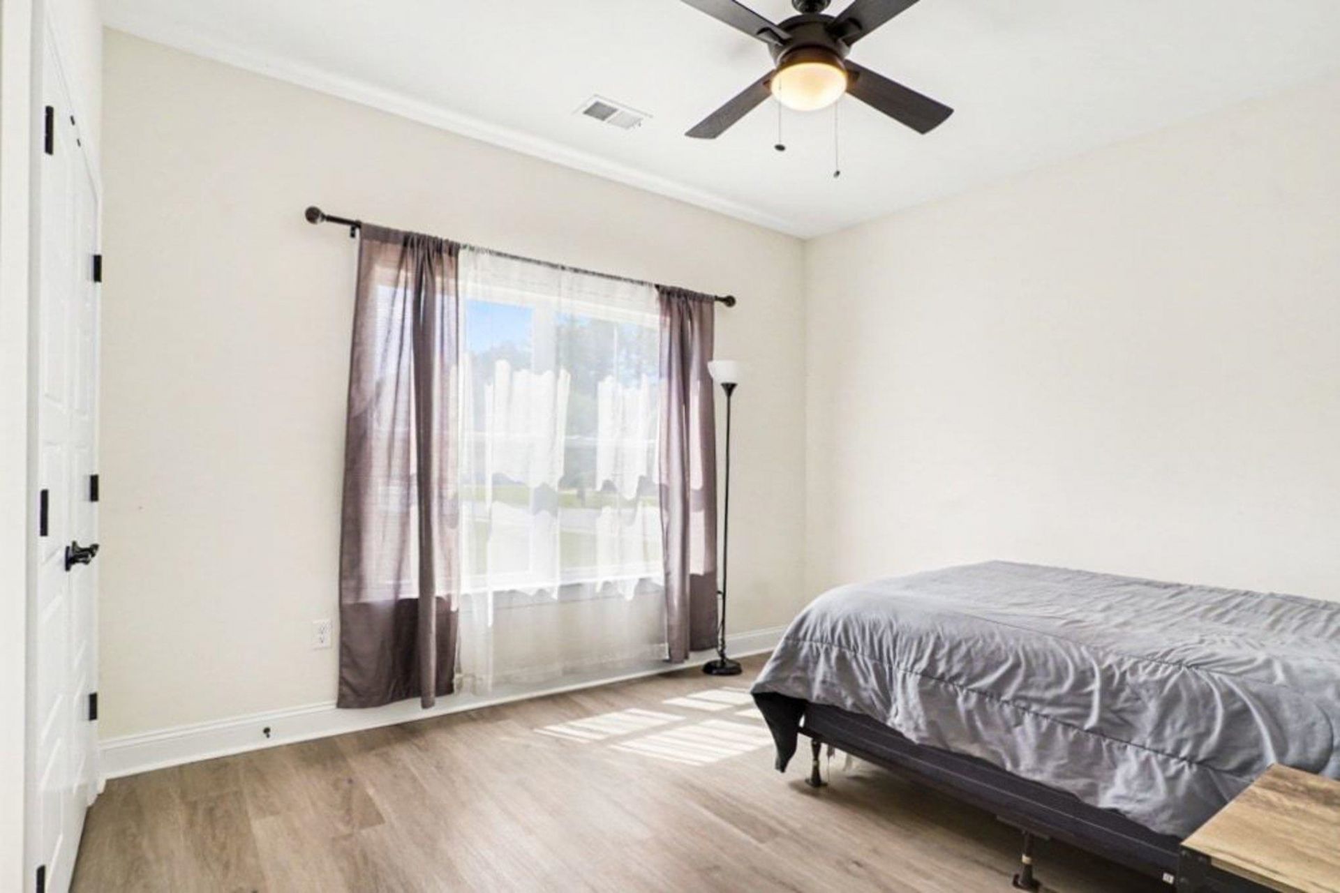 1018 Dublin Dr. Photo 17
