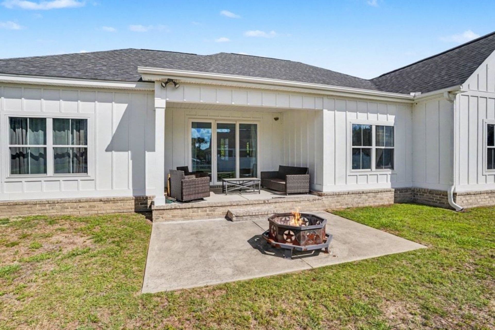 1018 Dublin Dr. Photo 29