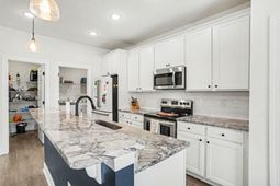 1018 Dublin Dr. photo 4